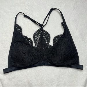 Victoria’s Secret Padded Front Clasp Lace Bralette